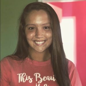 Meet your Posher, Alyssa